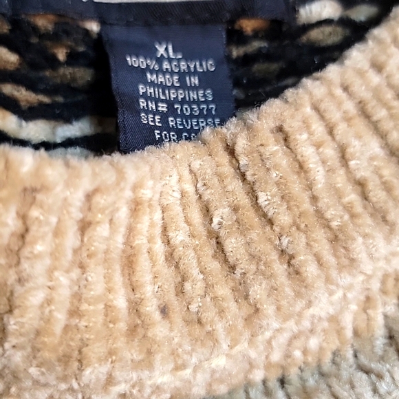 VTG |  Vintage Chunky Chenille Sweater - Picture 8 of 10